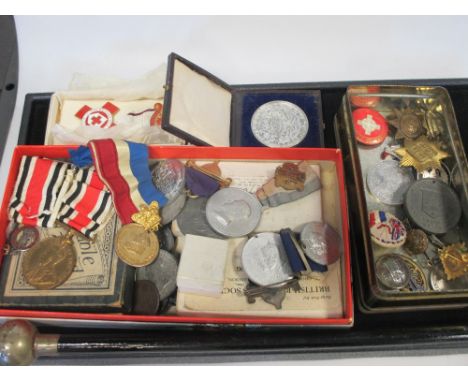 A Royal Airforce swagger stick and other commemorative medallions, badges etc  