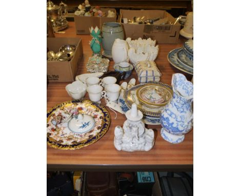 A quantity of ceramics, including: a Royal Crown Derby plate; a blue and white jug; a squat floral decorated vase and cover; 