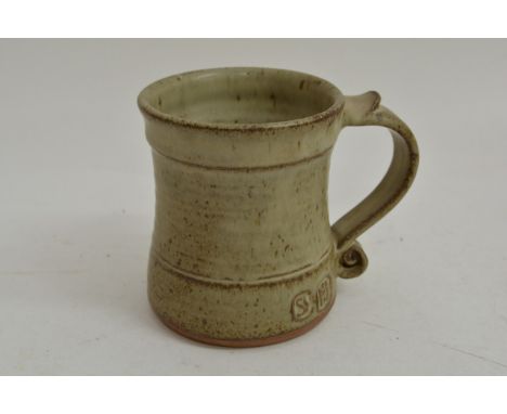 A 1930's William Staite Murray studio pottery tankard, approx 11cm.