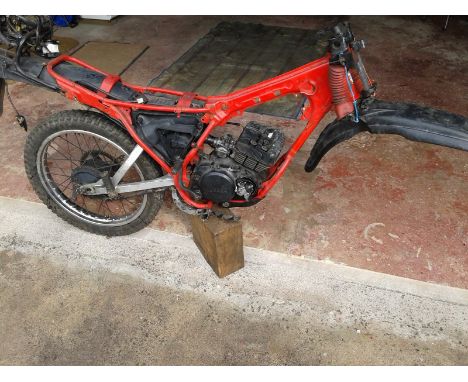 A 1989 Yamaha DT50 Reg. no. G68 OAM, for spares or repair, frame with complete rear suspension including rear wheel, engine p