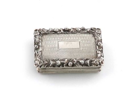 A William IV silver vinaigrette,by William Sharp, Birmingham 1832,rectangular form, engine-turned decoration, the border with