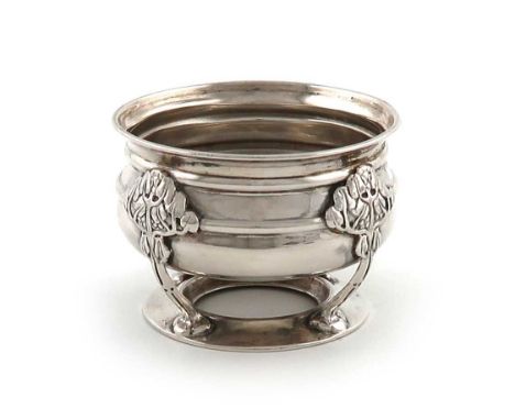 By Bernard Cuzner for William Hair Haseler, an Edwardian Arts and Crafts silver bowl,Birmingham 1904,shaped circular form, ce