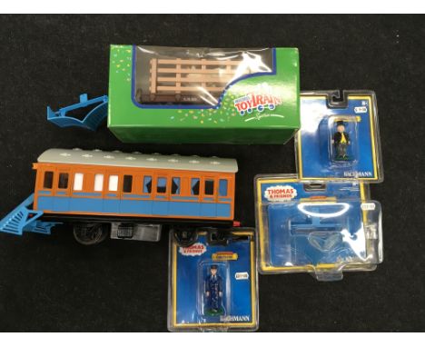 LGB and BACHMANN G - LGB 94061 Cattle Wagon with 2 x Cows (Mint Boxed) - Bachmann Thomas Coach fitted with Snowplough (Excell