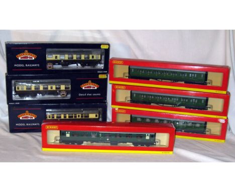 BACHMANN and HORNBY 7 x Coaches - Bachmann 3 x BR (W) Chocolate and Cream Mk 1 Coaches Nos 39-129/129A and 263 and Hornby 3  