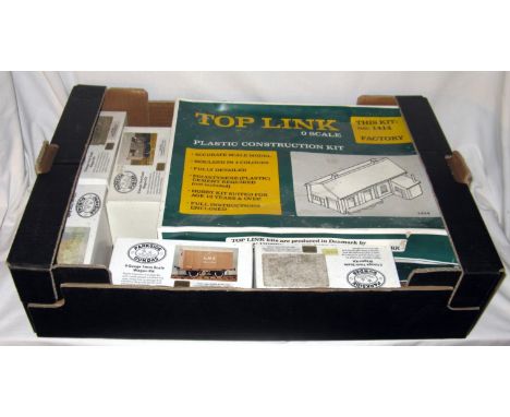 5 x PARKSIDE DUNDAS Wagon Kits and 2 x Top Link Building Kits - Parkside Dundas Kits Nos PS05 LNER Cattle Van, 08 LMS Beer Va