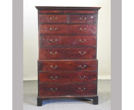A George III mahogany chest on chest, having a dentil moulded cornice, on bracket feet120w x 56d x 187h cmCondition report: O