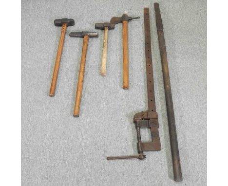 A collection of vintage tools, to include a large sash clamp, 162cm long (6)