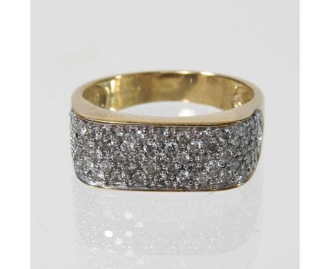 A 9 carat gold diamond ring, 4.4g, size R, boxed
