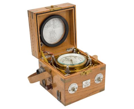 POLJOT ANKERCHRONOMETER RUSSISCHE LUFTWAFFE, 20. Jh., Vibrationsgesichert gelagertes Uhrwerksgehäuse aus zapponiertem Messing