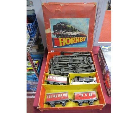 A Post War Hornby 'O' Gauge No.50, goods set box, containing associated contents including a No.40 0-4-0 locomotive and three