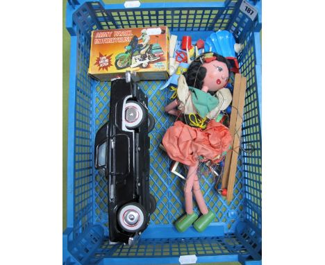 A Quantity of Renwal USA Circa 1940's Dolls House Furniture, Renwal dolls house figures Dad #44, Mum #43, Baby #8, A-Boxed Te