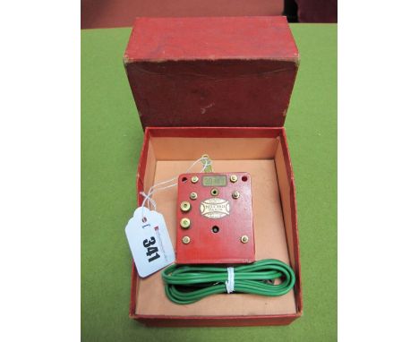 A Post War French Meccano 20V Motor. Appears unused. Boxed.