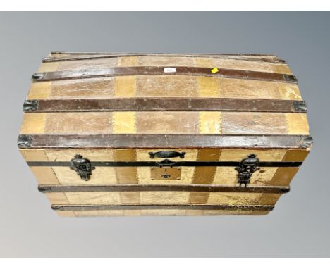 An early 20th century dome topped shipping trunk, width 89 cm 