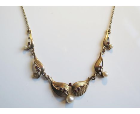 A 9ct Gold, Pearl and Garnet Necklace on an integral 16" chain, Birmingham 1961, CH, 9.2g 