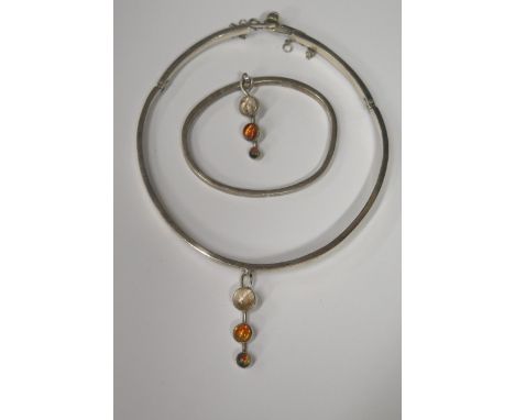 A Modern Silver Collar and Matching Bangle, London 1975, 87g 