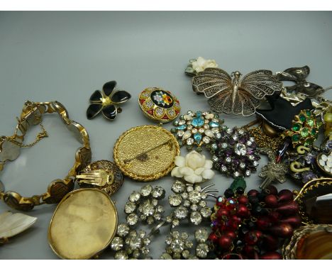 Vintage costume jewellery