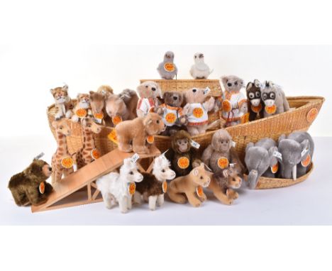 Complete set of Steiff limited Edition Noah's Ark and animals, 1992, all limited to 8000 pieces and including, 038006 wicker 