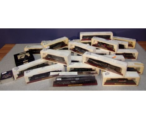 Atlas static steam railway models (24), 4 mini train packs (1:220 scale), tin containing great train coasters, all boxed 