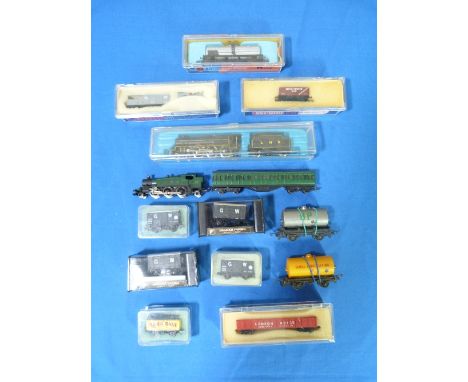 Graham Farish / Lima 'N' gauge model railway; including two locomotives and tenders, two tank locomotives, four boxed Graham 