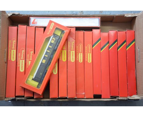 Hornby, Tri-ang and Lima OO gauge model railway passenger coaches; sixteen including Pullman, WR and others, all boxed.