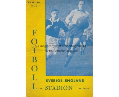 SWEDEN - ENGLAND 56   Sweden home programme v England, 16/5/56 in Stockholm. The game ended 0-0, pencil score noted, slight f