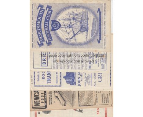 8TH NOVEMBER 1952    A collection of 12 programmes of matches all played on 8th November 1952 -  Portsmouth v Tottenham (loos