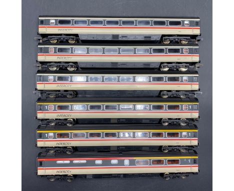 Six OO gauge Lima Inter City Swallow livery coaches(700g)Lima L305393 Mk3 TRFB buffet car 40619 in Intercity liveryLima L3053