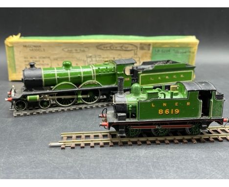Two Kit-built OO gauge LNER gloss Green steam locomotive, both Tested Runners(1100g)McGowan Models GCR Atlantic 4-4-2 'Viscou