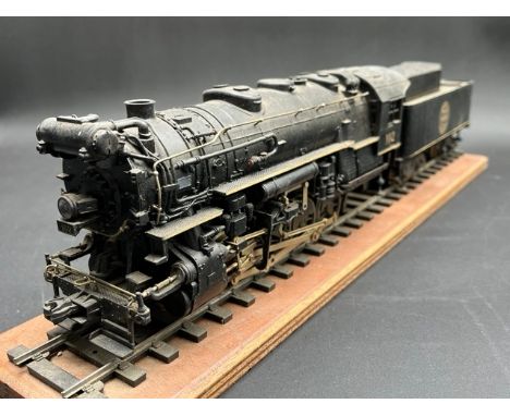 Rivarossi O Gauge 0-8-0 Indiana Harbor Belt 102 Locomotive and 8-wheel Tender - Battery operated(1400g)Battery terminals miss