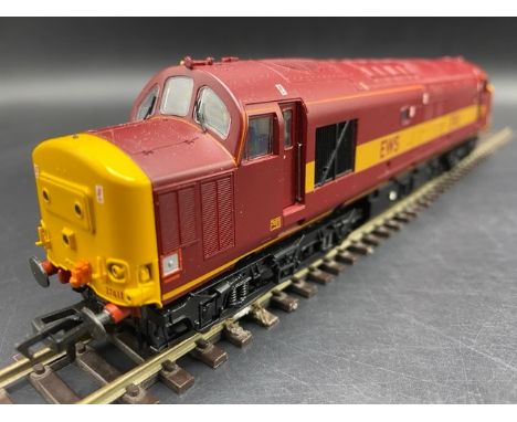 Bachmann Branchline 32-381 Class 37/4 37411 in EWS Livery - Tested Runner with lights.(600g)No sound on test. Condition Repor