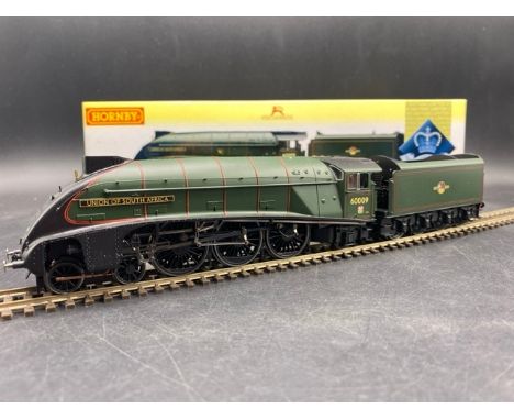 Hornby R2909 Class A4 4-6-2 60009 'Union of South Africa' in BR Green with late crest - Ltd Edition of 1000. Commonwealth Col
