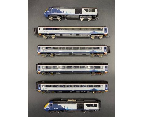 Hornby R3698 Pair of Class 43 HST Power Cars 43033 and 43183 in Scotrail "7 Cities" livery with 4 coaches - Tested Runner wit