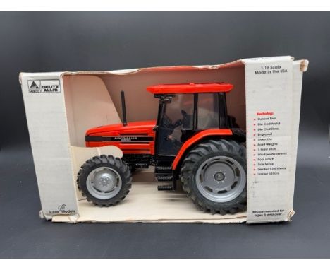 Scale Models AGCO Allis 8630 - 1:16 Die-Cast Model Deutz Allis Collectors Edition 1992.(2900g).. Condition Report: - Vehicle 