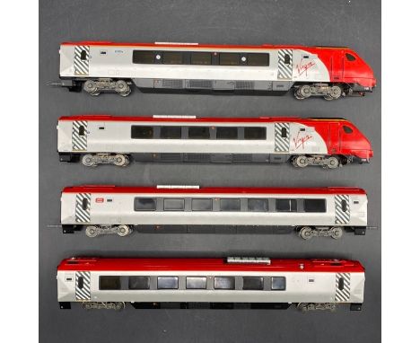Bachmann Branchline 32-602 Class 220 Voyager 4 car DEMU 220018 'Dorset Voyager' - Tested Runner(1100g)in Virgin Trains livery
