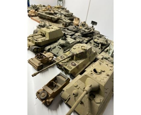 26 1/35 scale built kit models of Tank, Military Vehicles and Anti-Tank Gun(5200g)Modelled to a very good standardModels incl