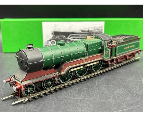 Kit-built OO gauge Robinson Class B2 4-6-0 Sir Sam Fay Great Central Railway in Green livery Steam locomotive, Tested Runner 