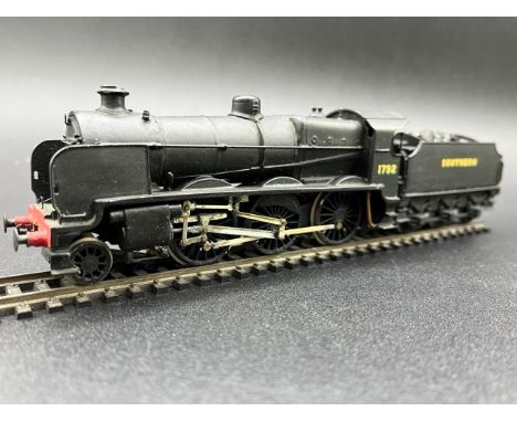 Kit-built OO gauge Southern K Class 2-6-0 1792 in Black livery Steam locomotive, Tested Runner (600g)Maker - UnknownMetal con