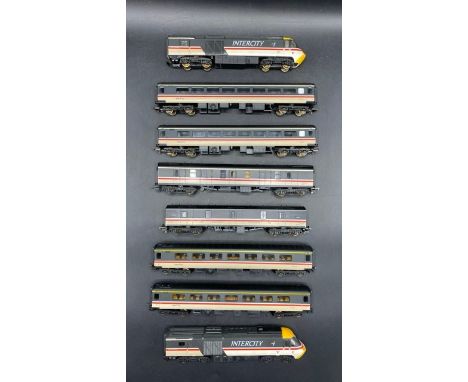 Lima L205080 Class 43 HST 43051 "Duke and Duchess of York" in Intercity Swallow - Tested Runner(1400g)with complimenting Inte
