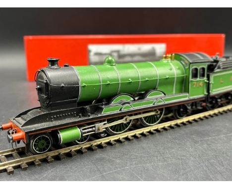 Kit-built OO gauge Class C7 4-4-2 LNER 714 in Apple Green livery Steam locomotive, Tested Runner on straight track(700g)Maker