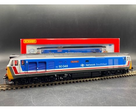 Hornby R2793 Class 50 50048 "Dauntless" in original Network Southeast livery - Tested runner(800g). Condition Report: - Locom
