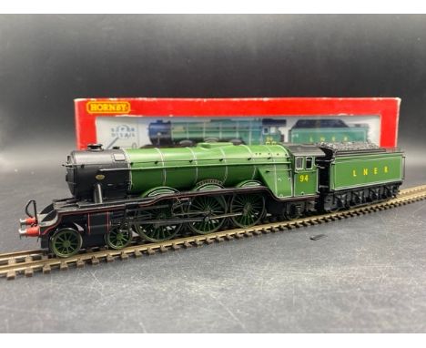 Hornby R2191 Class A3 4-6-2 94 'Colorado' in LNER Green - Tested Runner(500g). Condition Report: - Locomotives - GoodBox - Fa