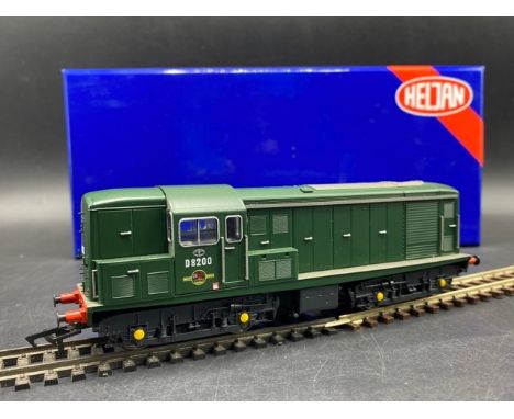 Heljan 1500 Class 15 D8200 in BR plain green livery, as delivered into service - Tested Runner(700g). Condition Report: - Loc