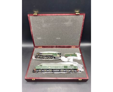 Bachmann Branchline 30-090 Bachmann Europe Plc. 15th Anniversary boxed set with class A1 "Sir Walter Scott" & class 40 diesel