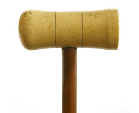 A novelty malacca combination walking stick cum croquet mallet, c.1880, monogrammed to the pommel 'MCL',83cm long