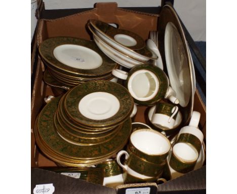 A quantity of Wedgwood Florentine pattern dinner and coffee wares (box) Condition report Report by DS

Wedgwood Florentine - 