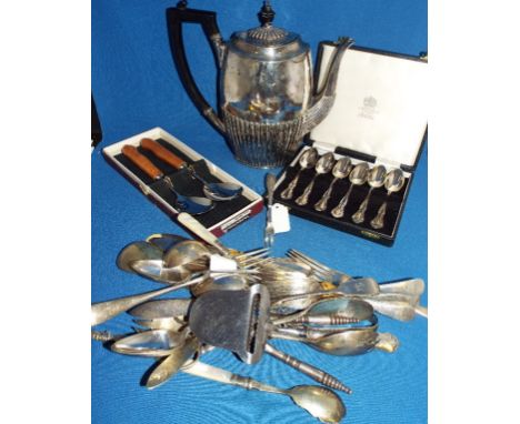 A silver Georg Jensen lemon fork, 1911, and other silver and silver plated items (box)
