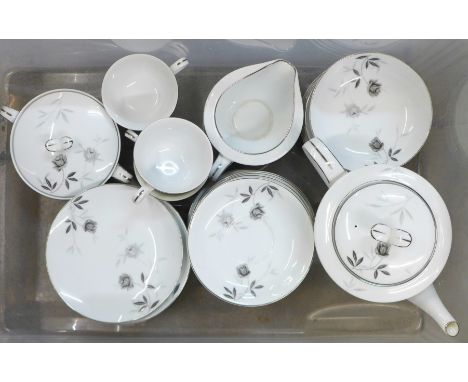 A Noritake tea service **PLEASE NOTE THIS LOT IS NOT ELIGIBLE FOR POSTING AND PACKING** 