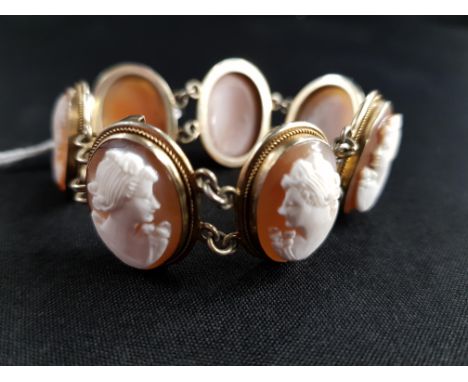 VICTORIAN YELLOW METAL 7 PANEL SHELL CAMEO BRACELET