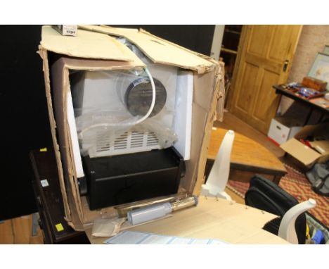 An Episkope A4 projector.