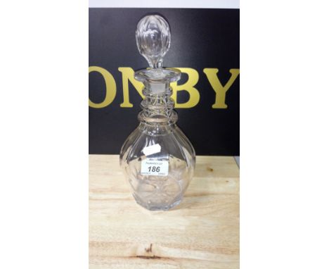 1 GLASS DECANTER